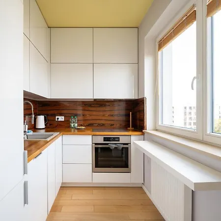 Wola Jana Kazimierza Studio Apartment Warsaw