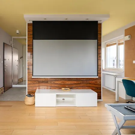 Wola Jana Kazimierza Studio Apartment